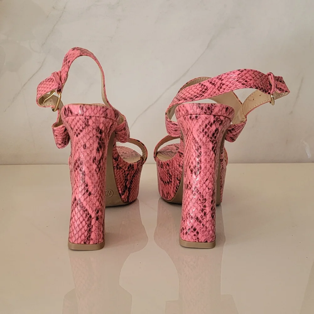 Wild Diva | Pink Python Snake Print Open toe Platform Anklestrap heels Size 7.5